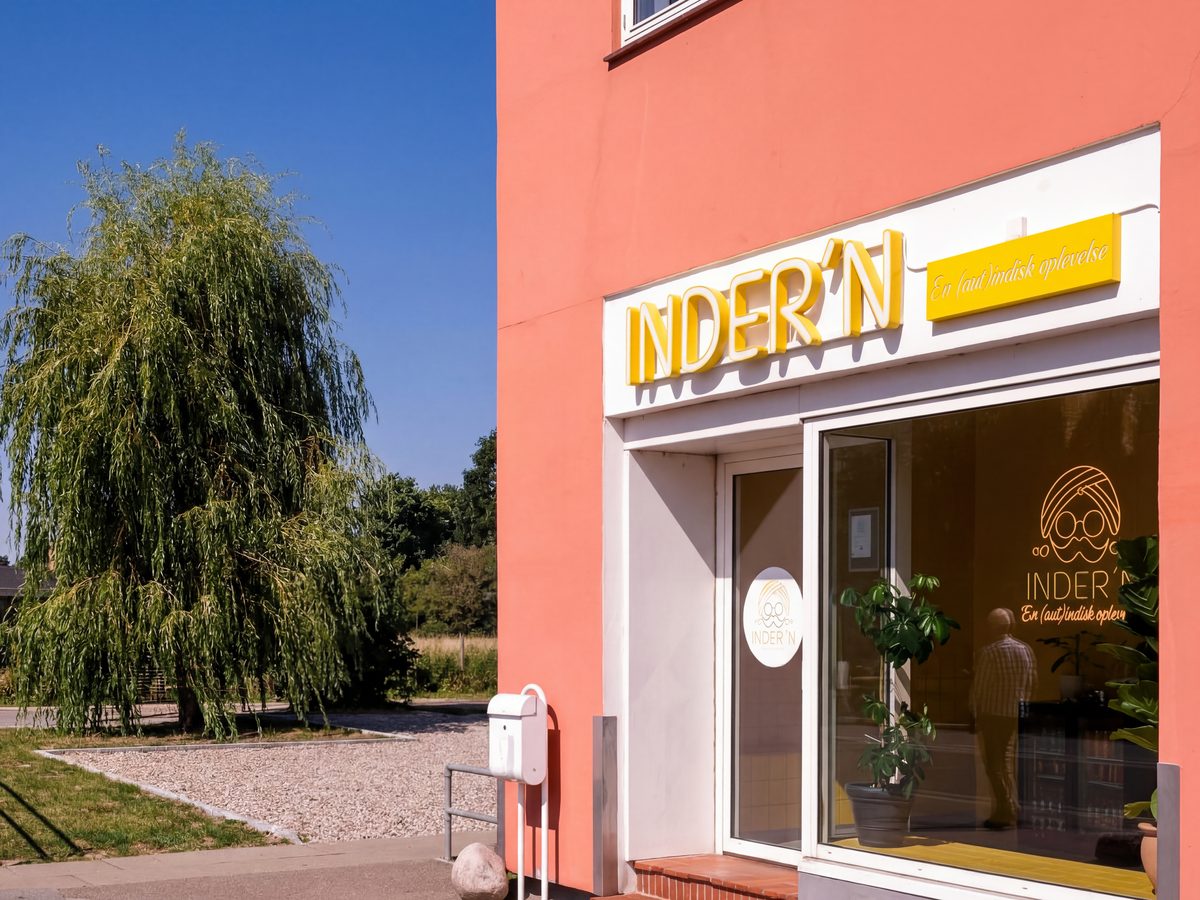 Inder'n indisk takeaway – Sirgræsvej 4, 2770 Kastrup, tæt på Kastrup Lufthavn